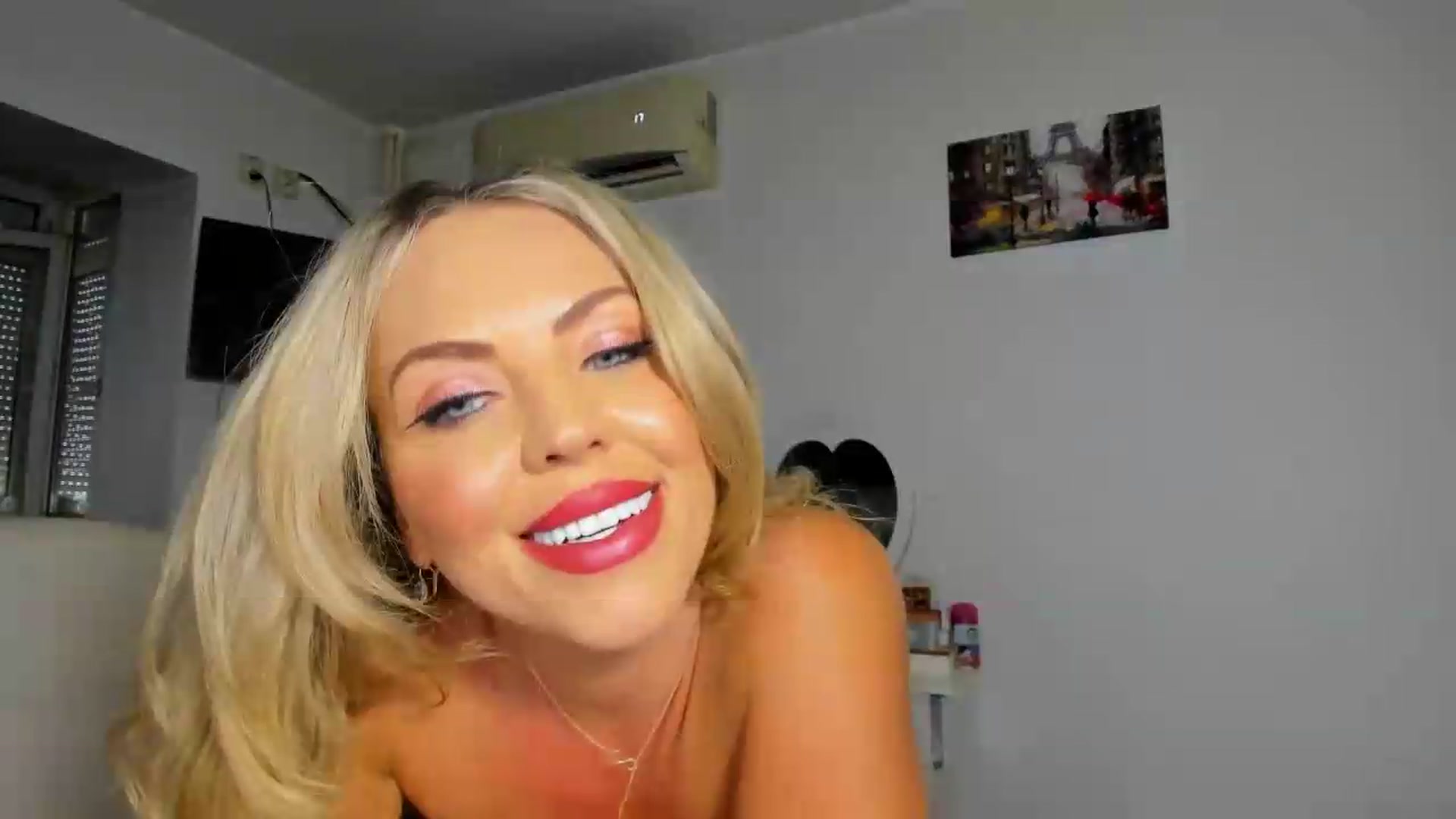 Gallery image thumbnail from BDayJOY's myfreecams stream on, 08/21/2026, 11:36 image 19 of 20