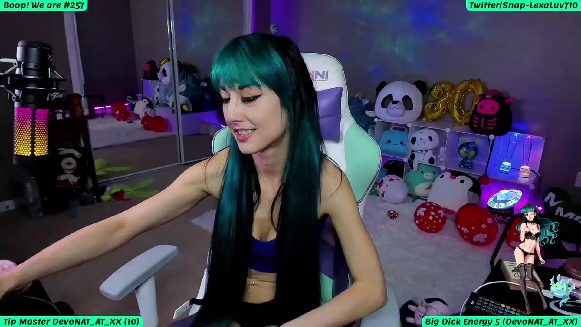Gallery image thumbnail from BDayLexaLuv's myfreecams stream on, 07/19/2023, 04:34 image 20 of 20