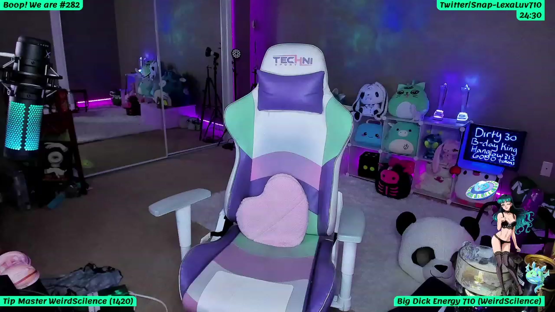 Gallery image thumbnail from BDayLexaLuv's myfreecams stream on, 07/27/2023, 08:40 image 7 of 20