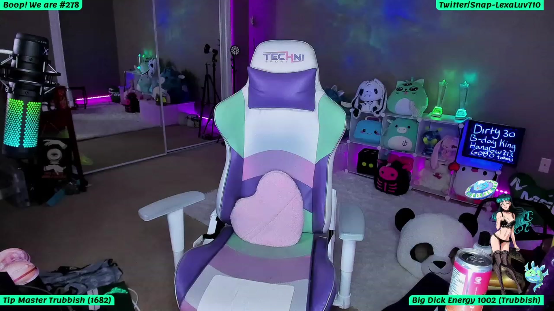 Gallery image thumbnail from BDayLexaLuv's myfreecams stream on, 07/27/2023, 08:40 image 18 of 20