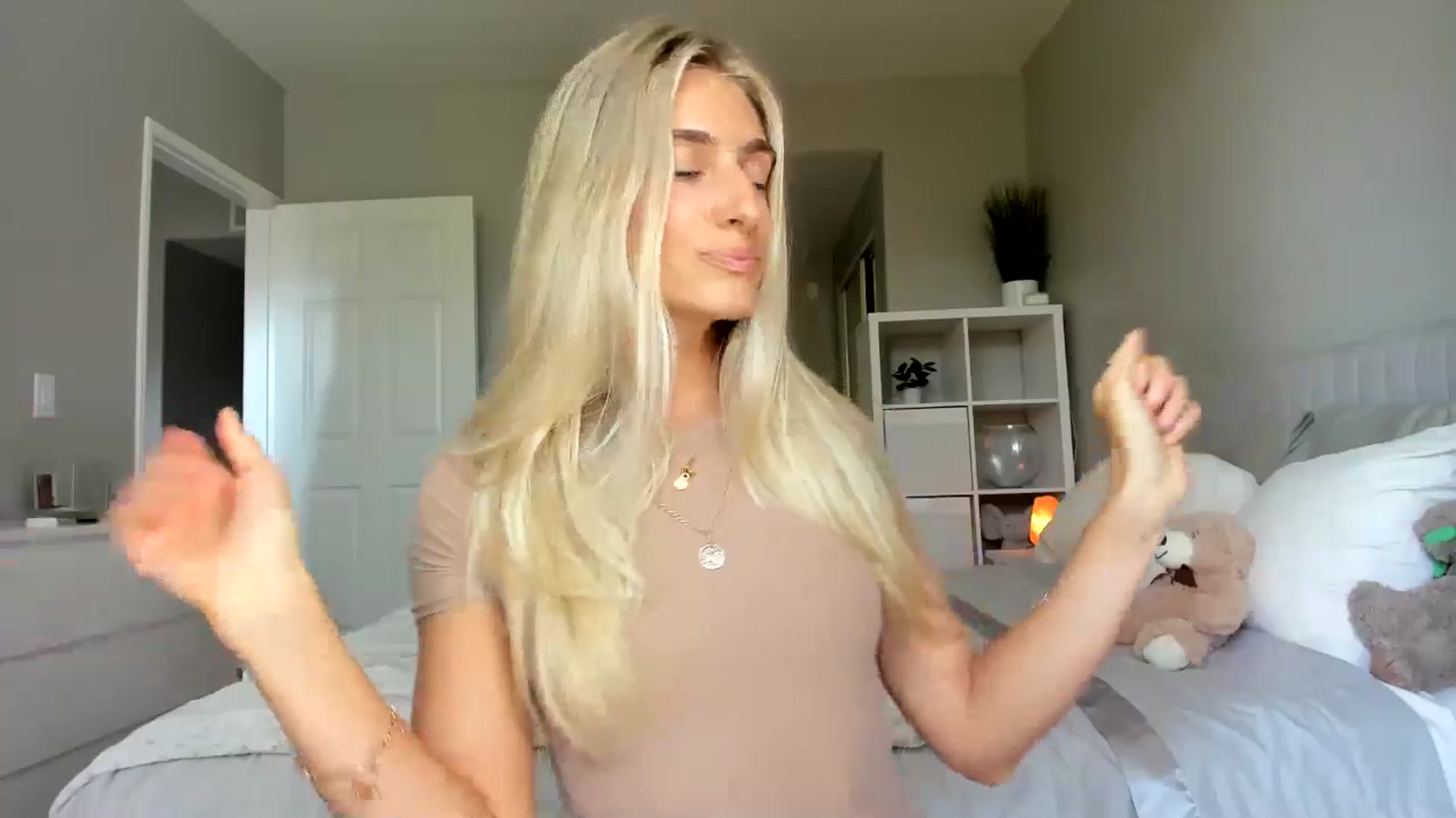Gallery image thumbnail from BDayVodka's myfreecams stream on, 07/12/2025, 24:07 image 20 of 20