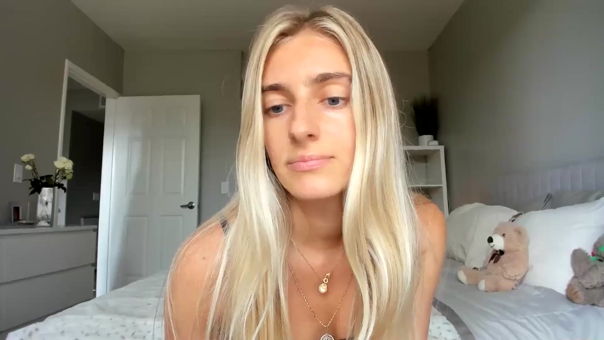 Gallery image thumbnail from BDayVodka's myfreecams stream on, 07/15/2025, 23:47 image 20 of 20