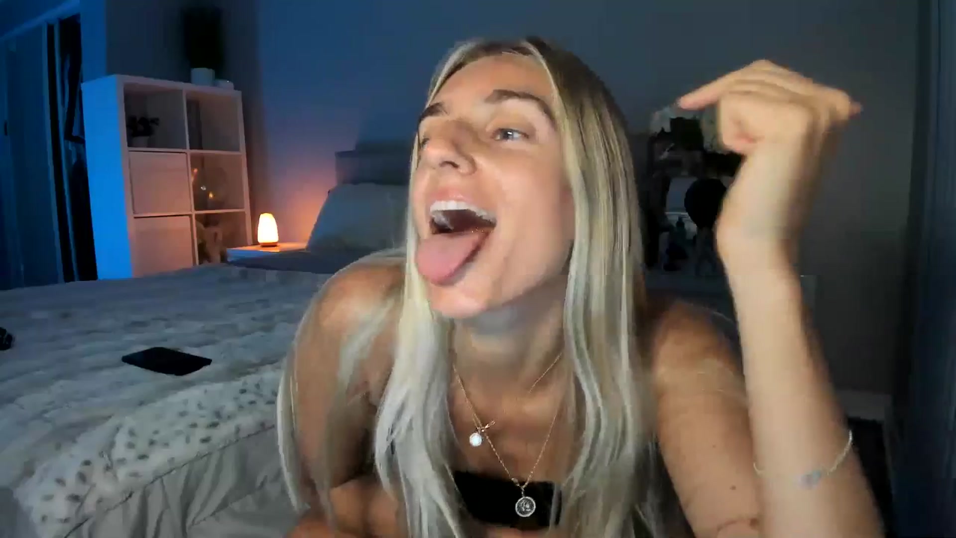 Gallery image thumbnail from BDayVodka's myfreecams stream on, 07/16/2025, 05:48 image 12 of 20