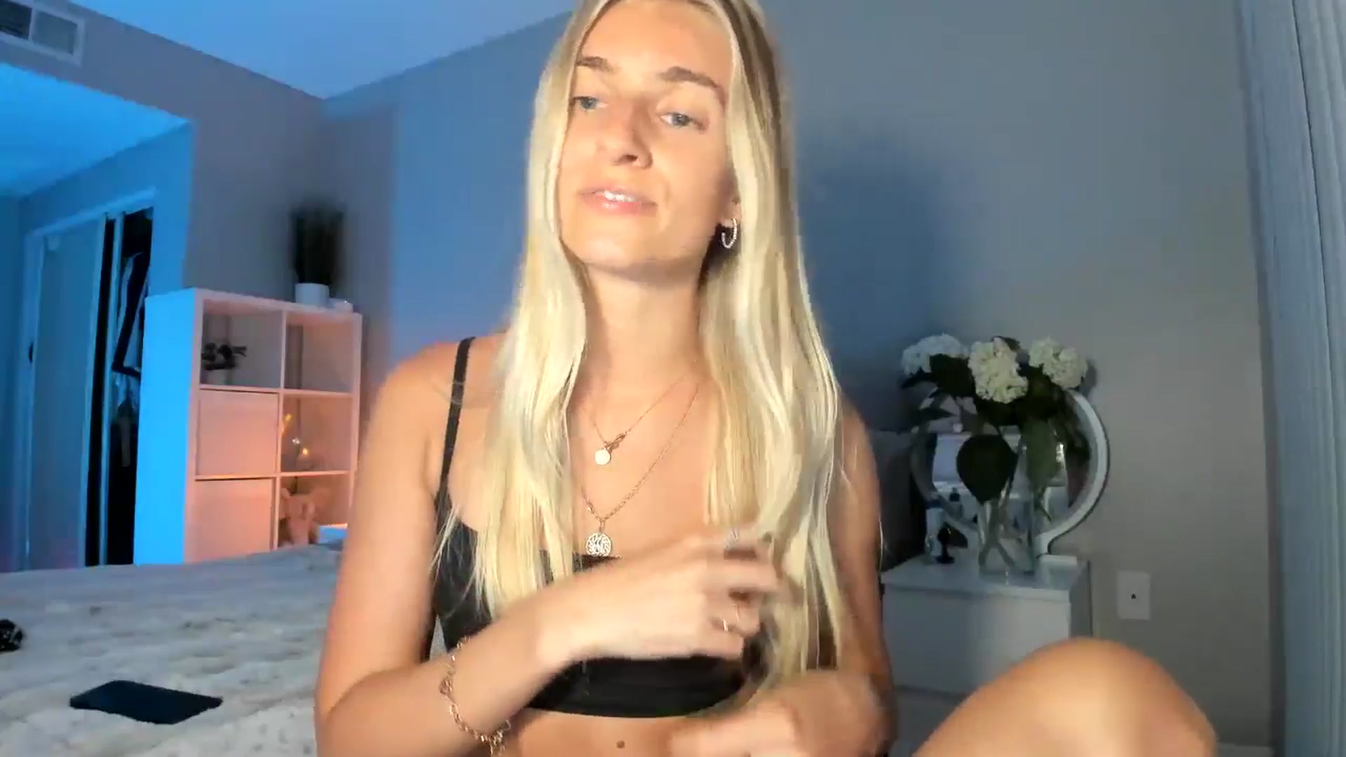 Gallery image thumbnail from BDayVodka's myfreecams stream on, 07/16/2025, 05:48 image 2 of 20