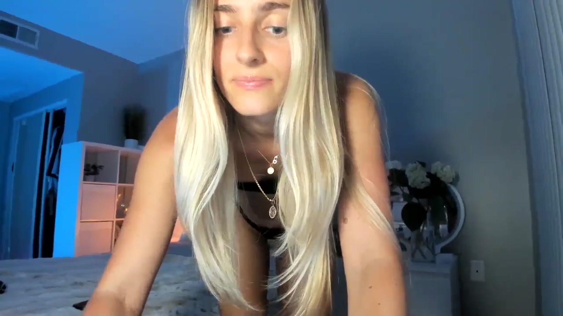 Gallery image thumbnail from BDayVodka's myfreecams stream on, 07/16/2025, 05:48 image 4 of 20
