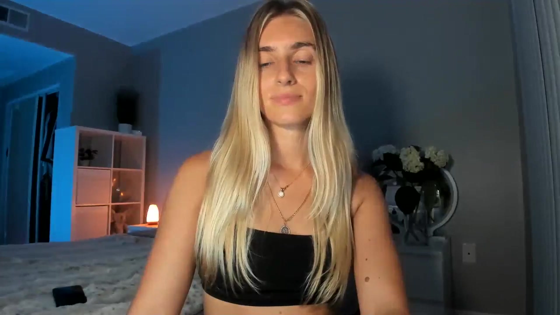 Gallery image thumbnail from BDayVodka's myfreecams stream on, 07/16/2025, 05:48 image 17 of 20