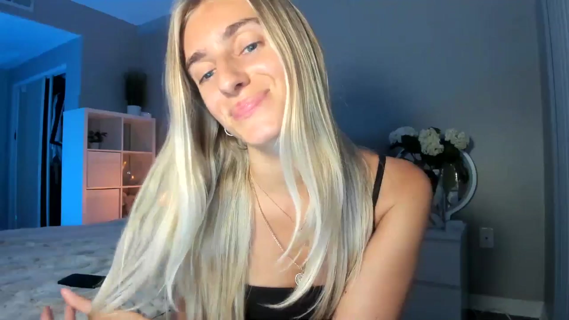Gallery image thumbnail from BDayVodka's myfreecams stream on, 07/16/2025, 07:33 image 14 of 20