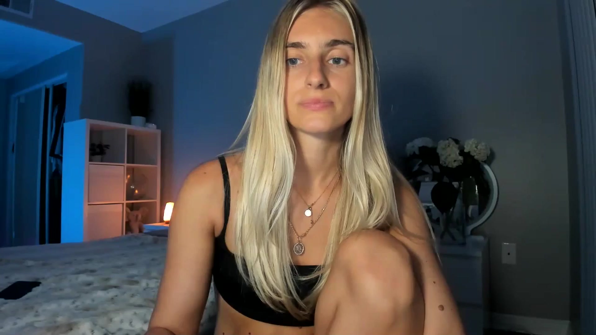 Gallery image thumbnail from BDayVodka's myfreecams stream on, 07/16/2025, 07:33 image 11 of 20
