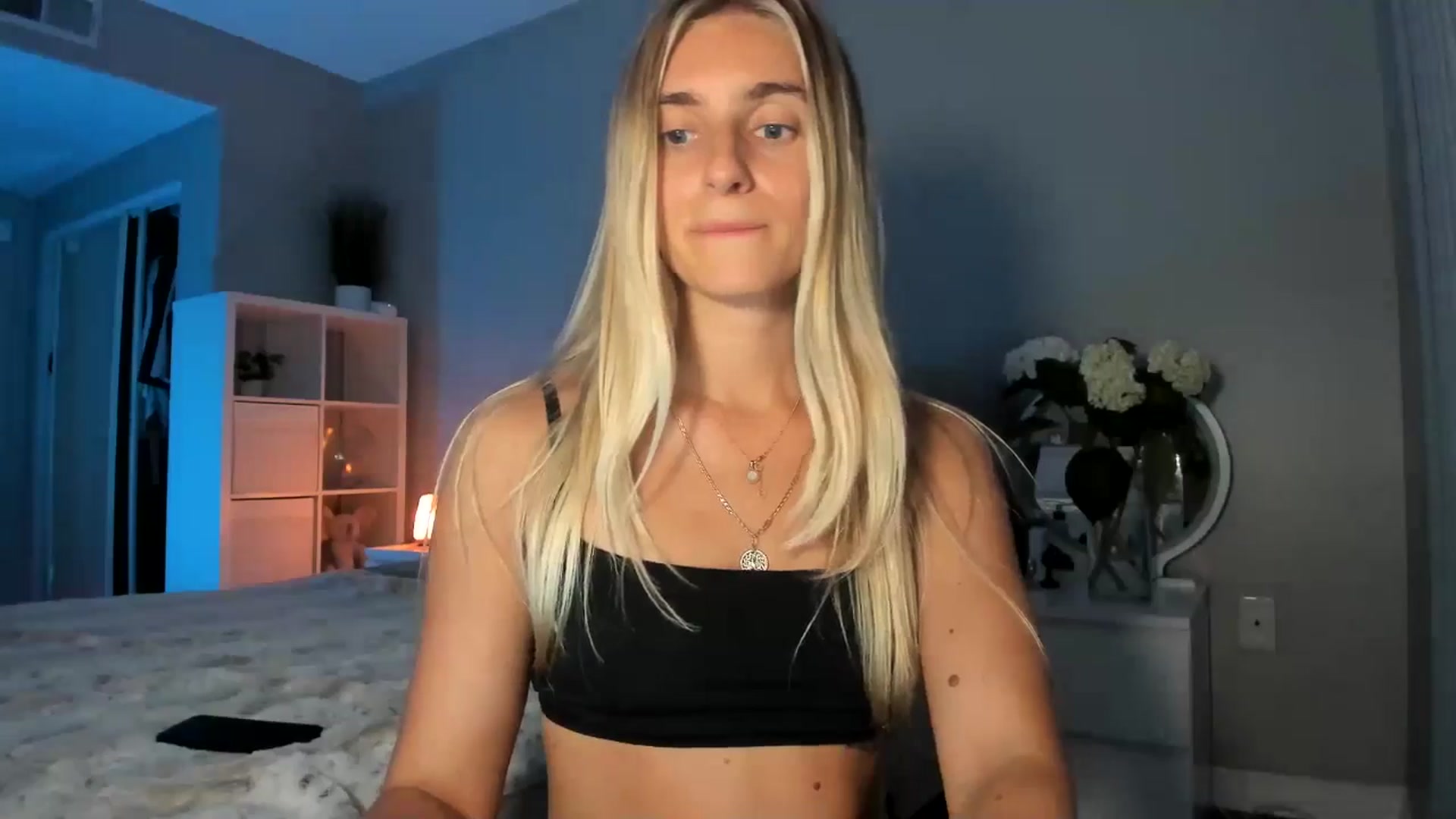Gallery image thumbnail from BDayVodka's myfreecams stream on, 07/16/2025, 07:33 image 16 of 20