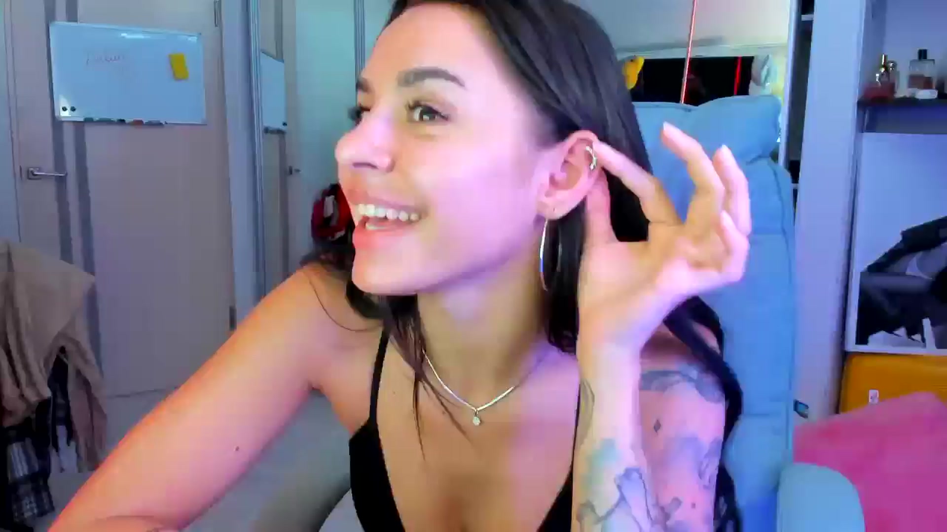 Gallery image thumbnail from BDayYaga's myfreecams stream on, 08/01/2025, 13:20 image 8 of 20
