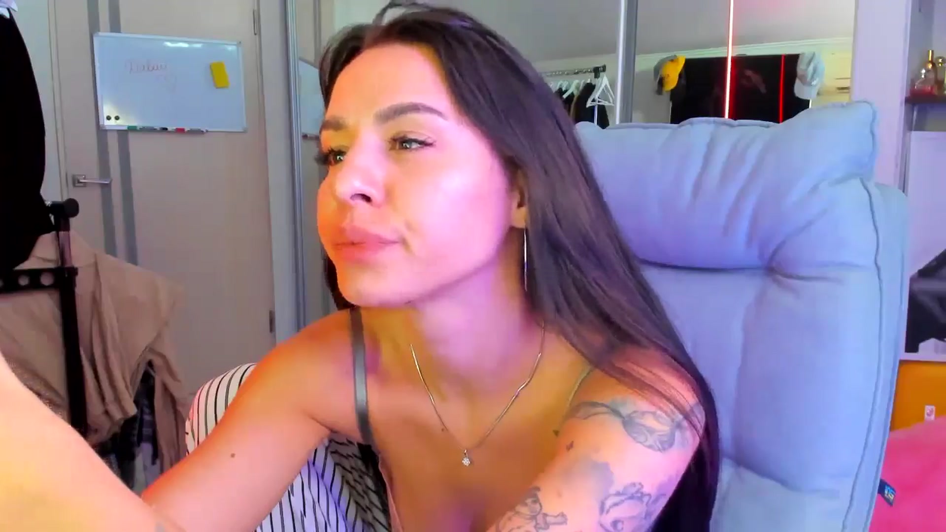 Gallery image thumbnail from BDayYaga's myfreecams stream on, 08/02/2025, 15:21 image 8 of 20