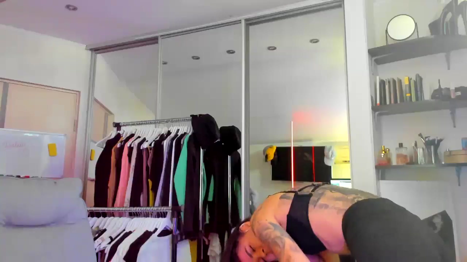 Gallery image thumbnail from BDayYaga's myfreecams stream on, 08/03/2025, 13:23 image 6 of 20