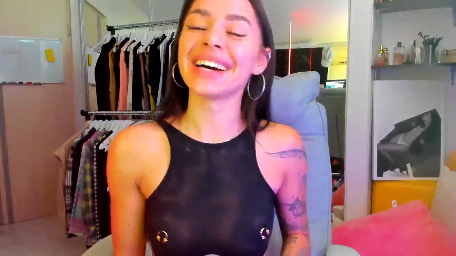Gallery image thumbnail from BDayYaga's myfreecams stream on, 08/03/2025, 13:23 image 14 of 20