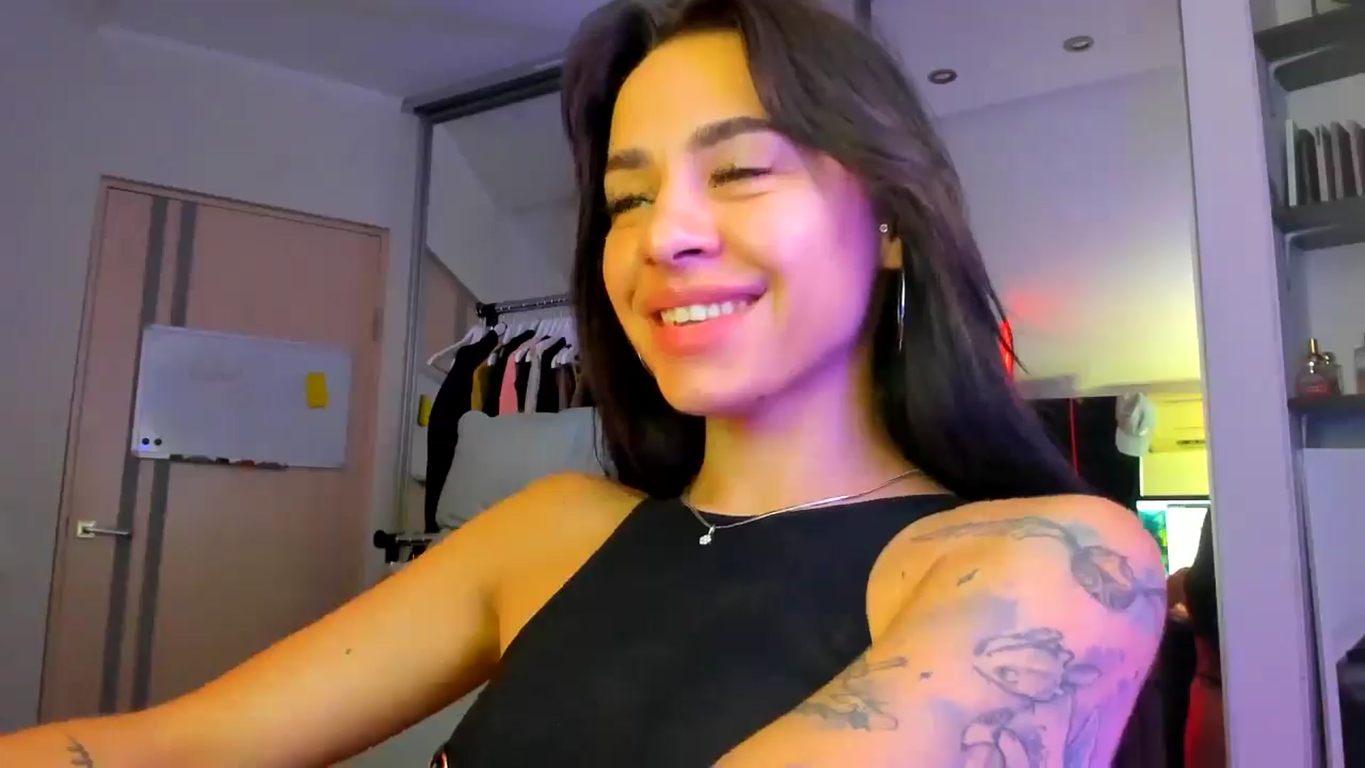 Gallery image thumbnail from BDayYaga's myfreecams stream on, 08/03/2025, 23:58 image 9 of 20