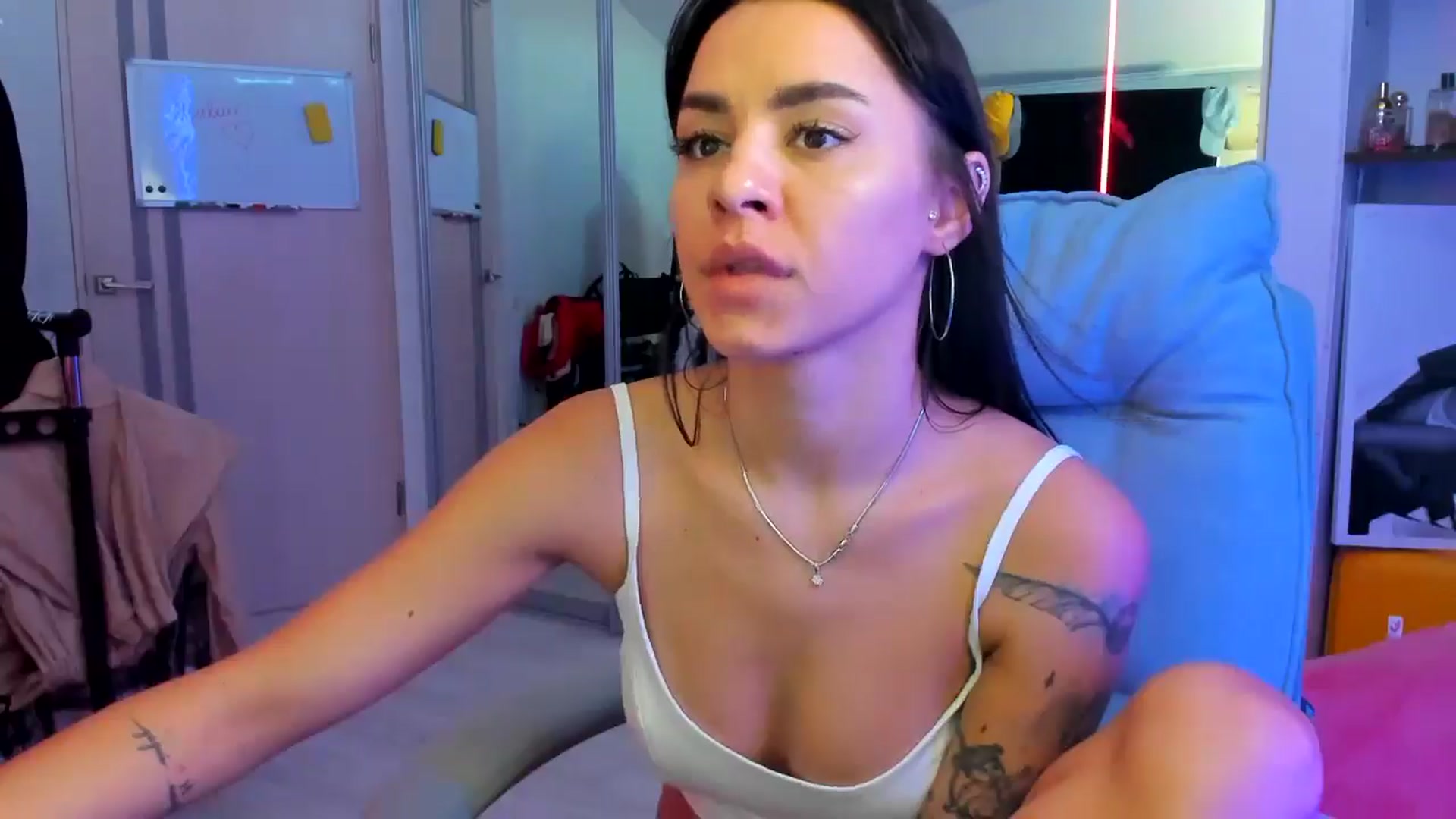 Gallery image thumbnail from BDayYaga's myfreecams stream on, 08/04/2025, 15:25 image 2 of 20