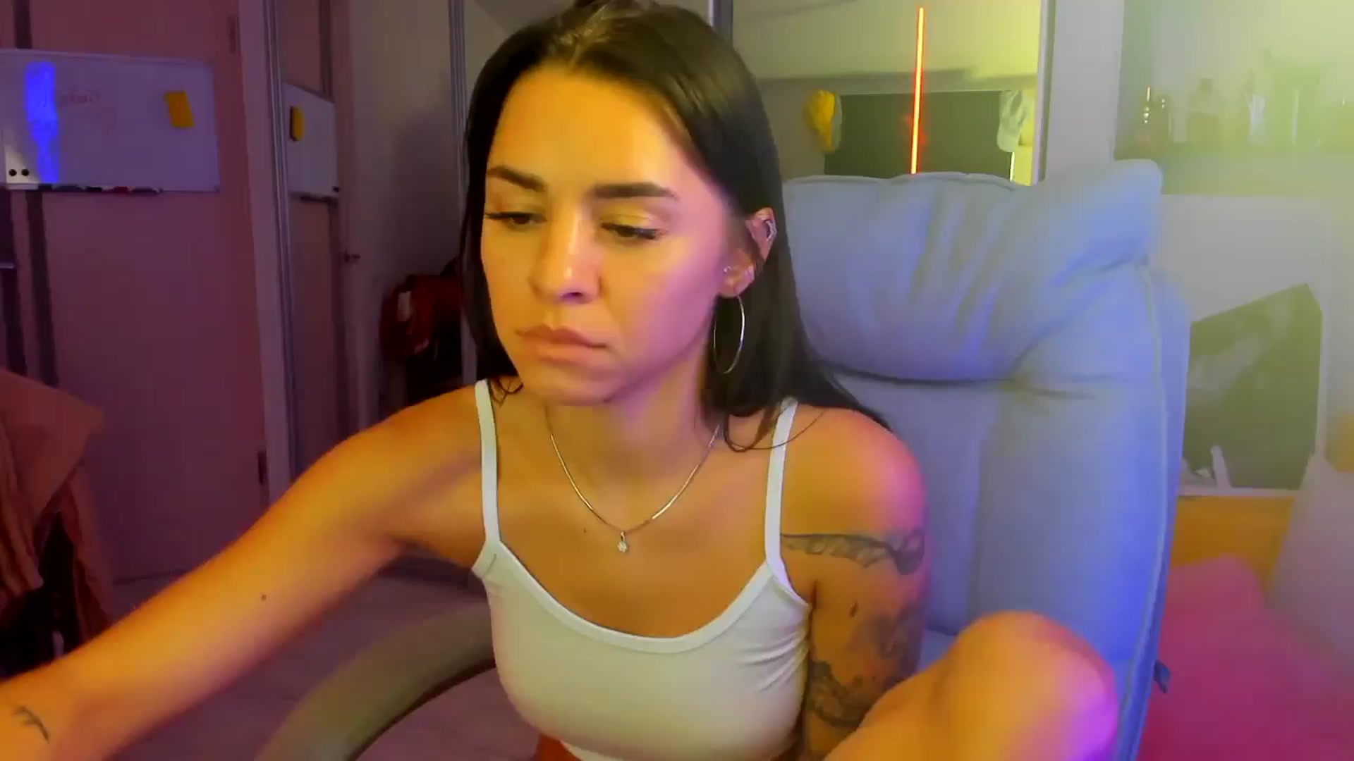 Gallery image thumbnail from BDayYaga's myfreecams stream on, 08/04/2025, 17:56 image 1 of 20