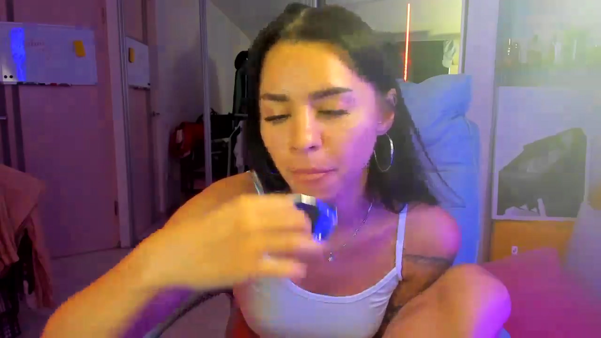 Gallery image thumbnail from BDayYaga's myfreecams stream on, 08/04/2025, 17:56 image 2 of 20