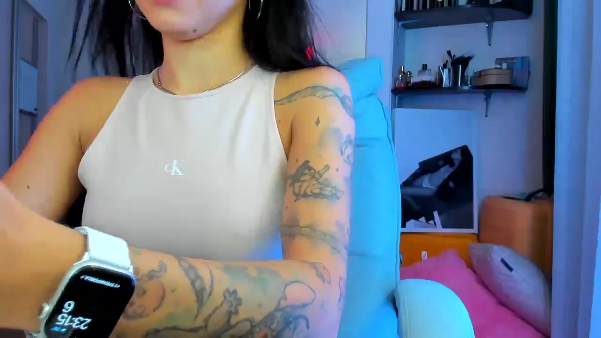 Gallery image thumbnail from BDayYaga's myfreecams stream on, 08/06/2025, 21:41 image 13 of 20