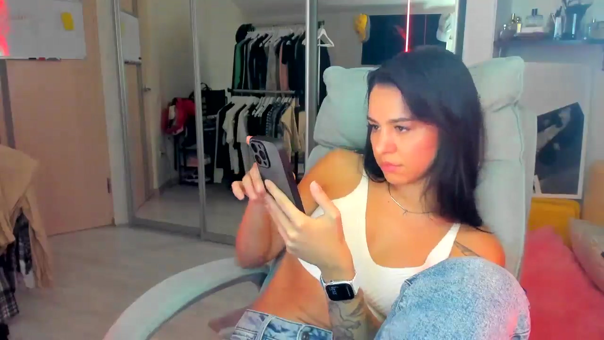 Gallery image thumbnail from BDayYaga's myfreecams stream on, 08/07/2025, 18:45 image 15 of 20