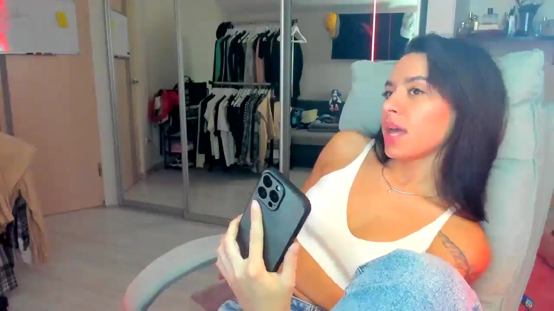 Gallery image thumbnail from BDayYaga's myfreecams stream on, 08/07/2025, 18:45 image 13 of 20