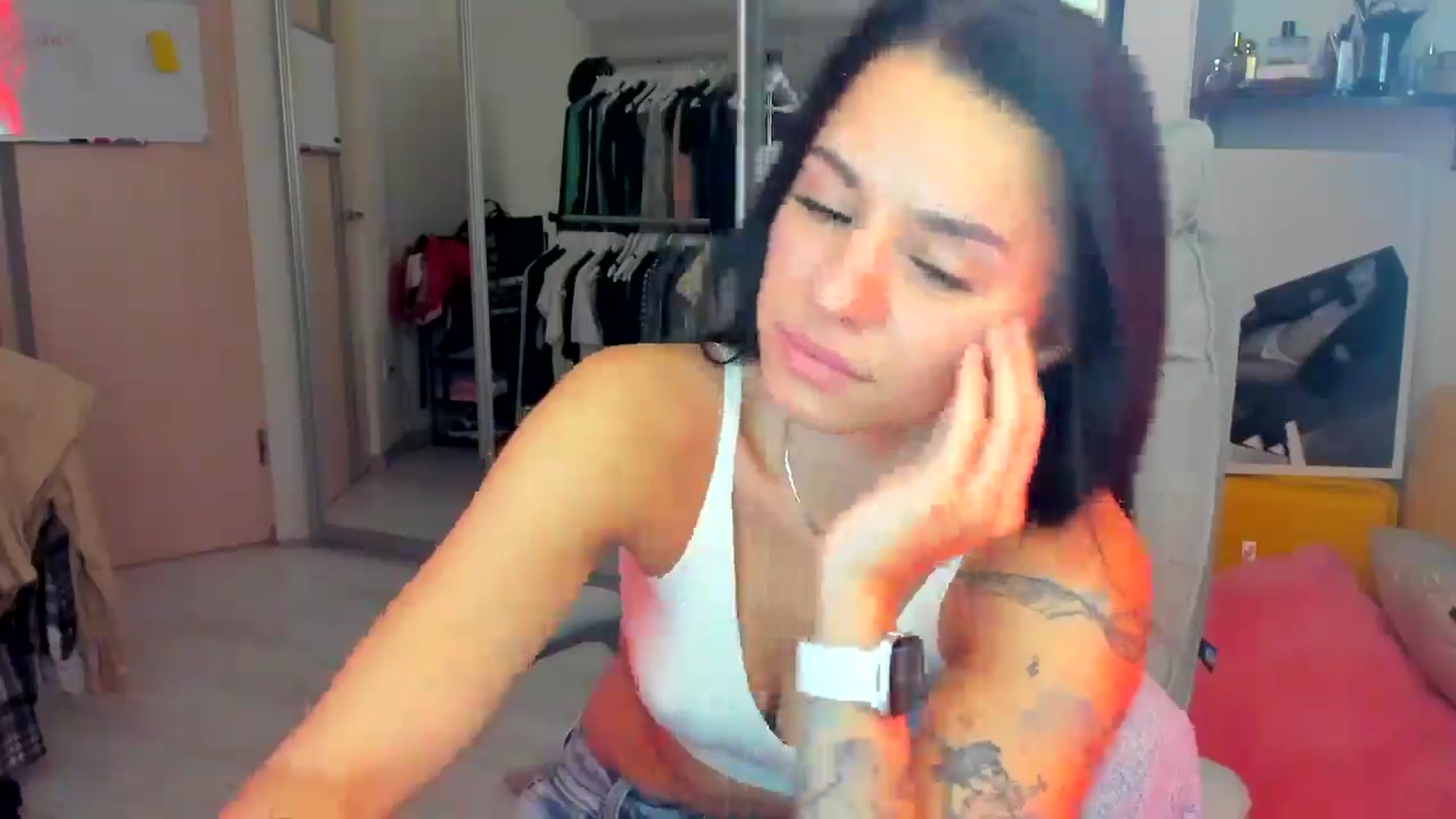 Gallery image thumbnail from BDayYaga's myfreecams stream on, 08/07/2025, 18:45 image 7 of 20