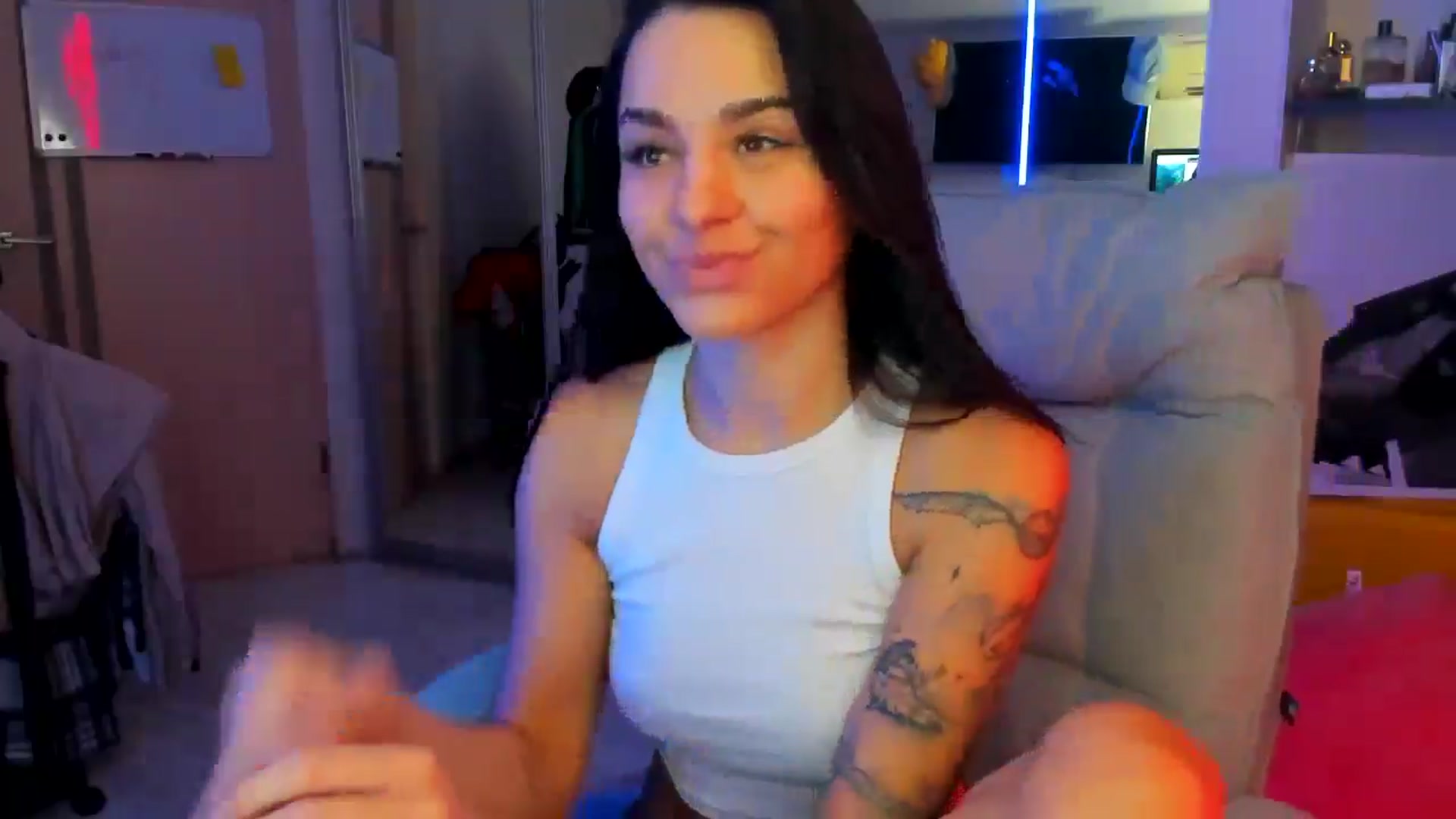 Gallery image thumbnail from BDayYaga's myfreecams stream on, 08/09/2025, 19:46 image 17 of 20