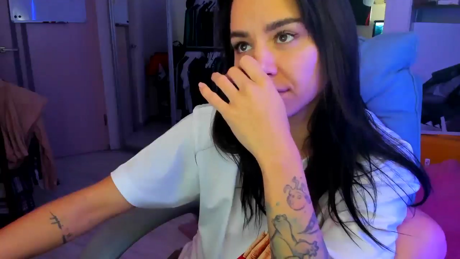 Gallery image thumbnail from BDayYaga's myfreecams stream on, 08/10/2025, 23:35 image 8 of 20