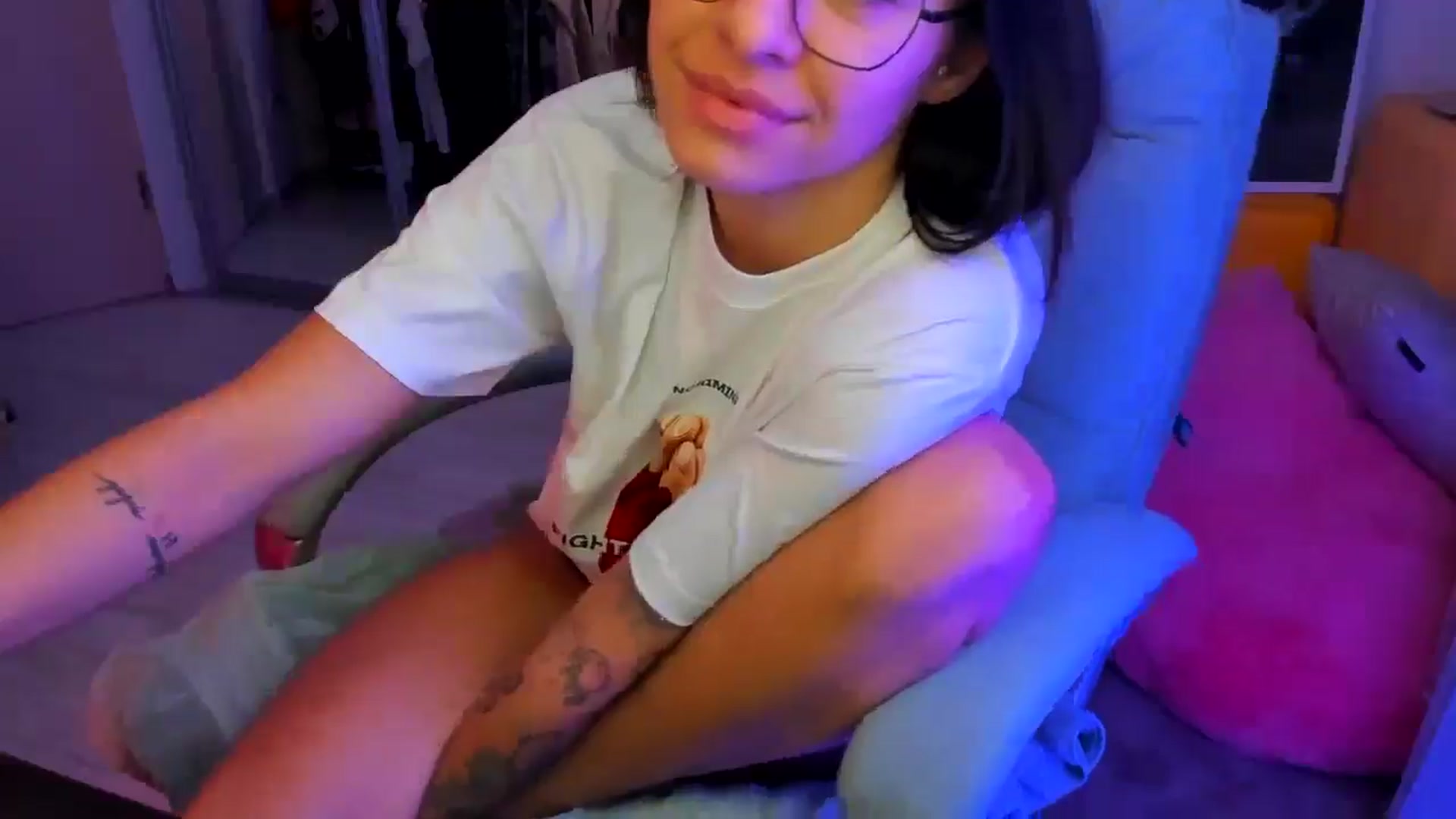 Gallery image thumbnail from BDayYaga's myfreecams stream on, 08/11/2025, 01:07 image 6 of 20