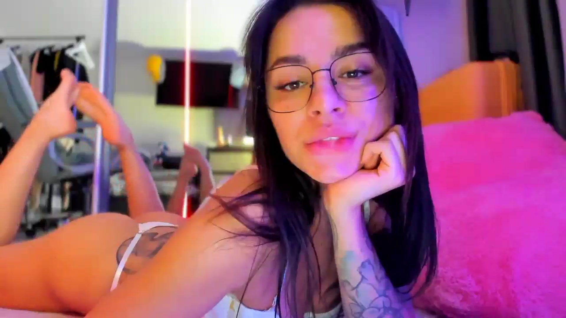Gallery image thumbnail from BDayYaga's myfreecams stream on, 08/11/2025, 03:14 image 4 of 20
