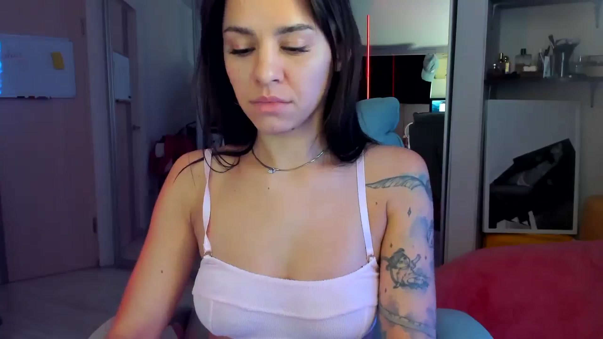 Gallery image thumbnail from BDayYaga's myfreecams stream on, 08/13/2025, 01:57 image 10 of 20