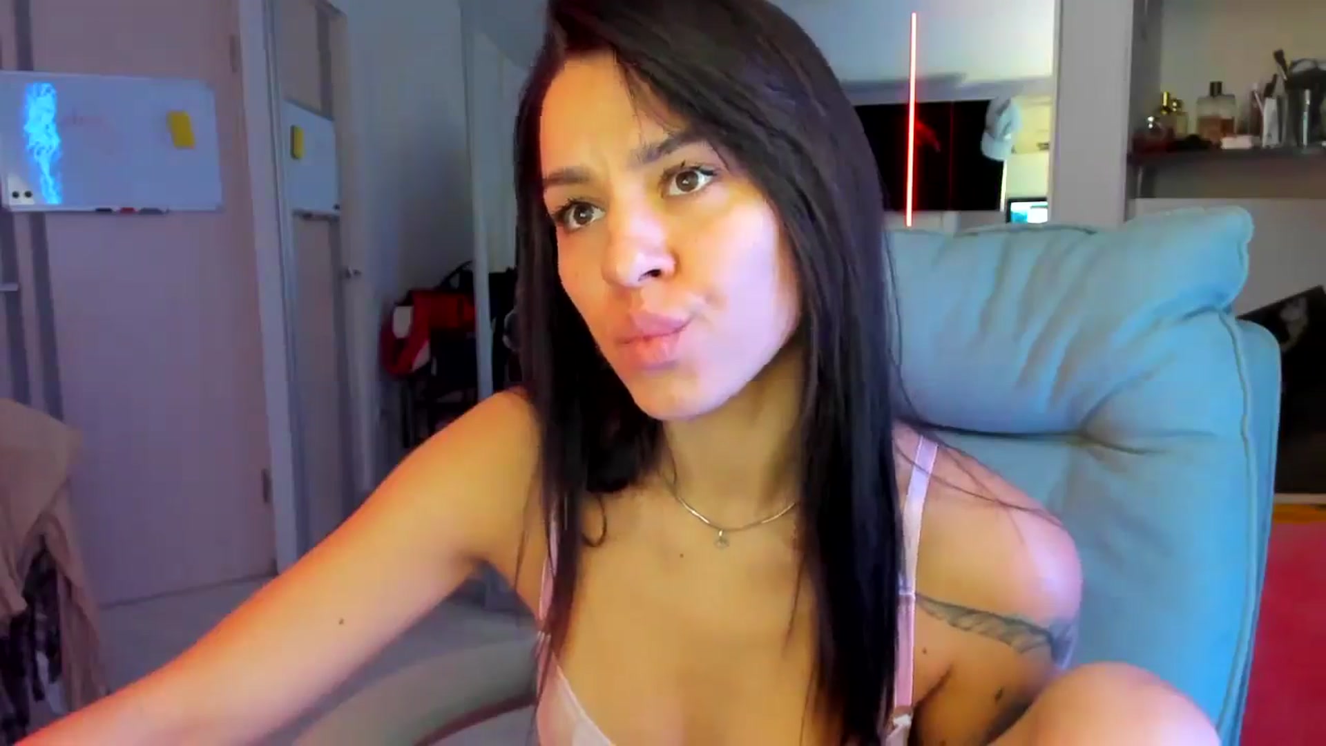 Gallery image thumbnail from BDayYaga's myfreecams stream on, 08/15/2025, 02:31 image 6 of 20
