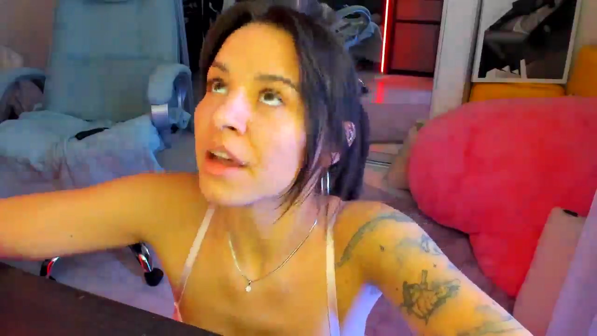 Gallery image thumbnail from BDayYaga's myfreecams stream on, 08/16/2025, 01:05 image 3 of 20