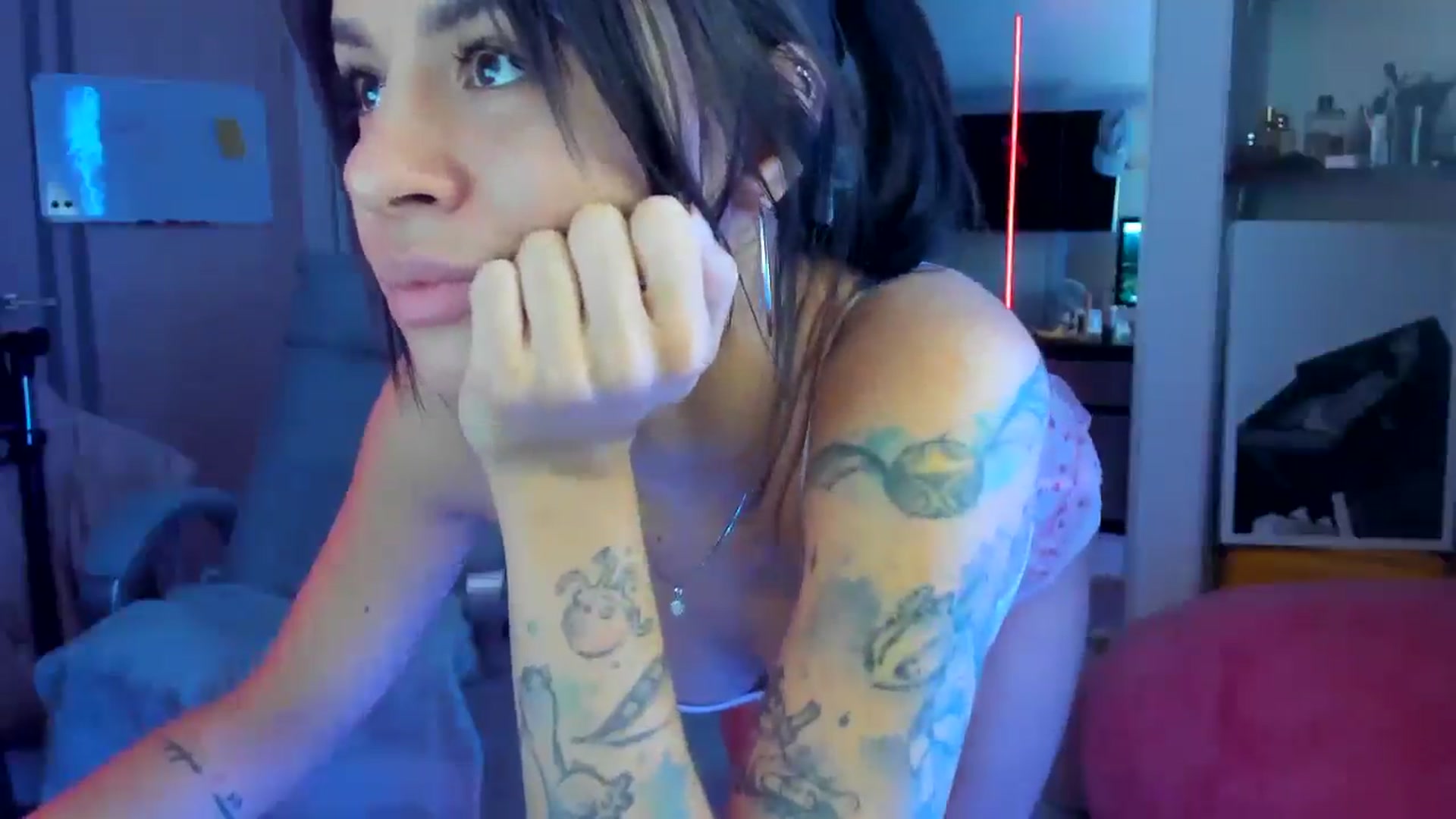 Gallery image thumbnail from BDayYaga's myfreecams stream on, 08/16/2025, 01:05 image 13 of 20