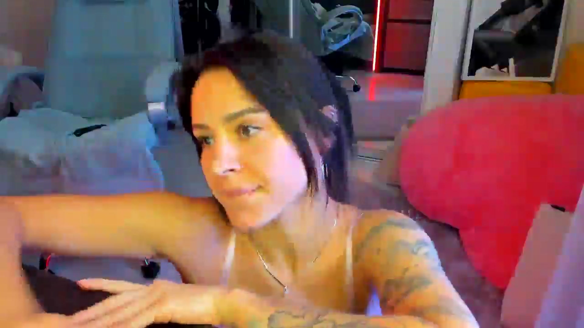 Gallery image thumbnail from BDayYaga's myfreecams stream on, 08/16/2025, 01:05 image 4 of 20