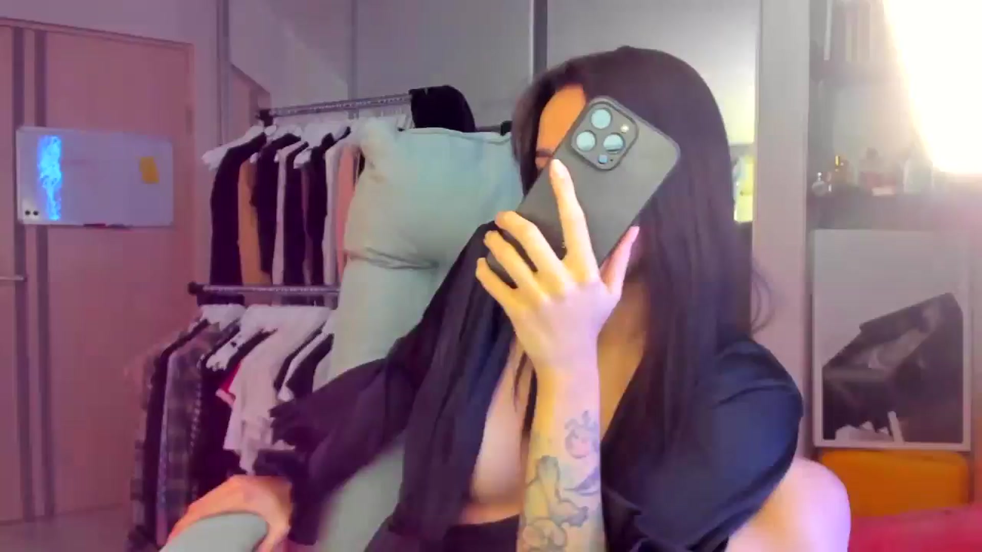 Gallery image thumbnail from BDayYaga's myfreecams stream on, 08/16/2025, 21:33 image 14 of 20