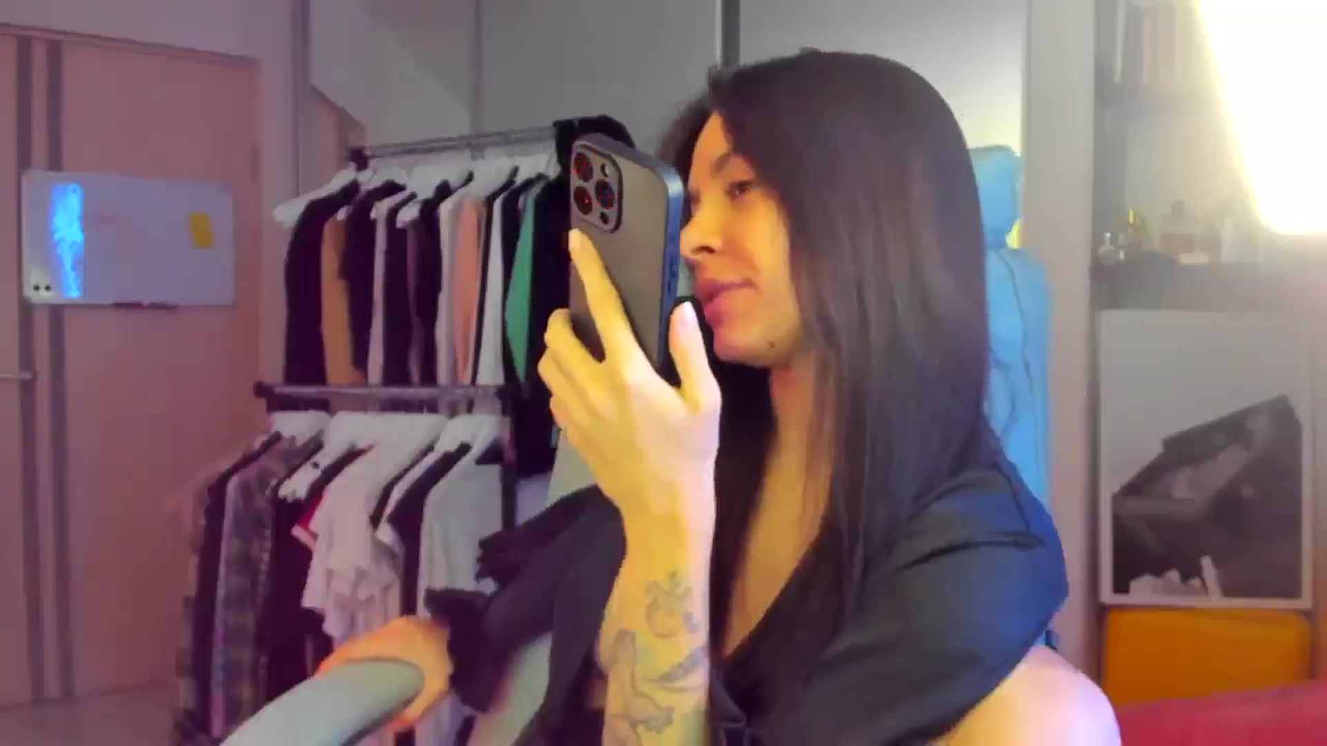 Gallery image thumbnail from BDayYaga's myfreecams stream on, 08/16/2025, 21:33 image 13 of 20