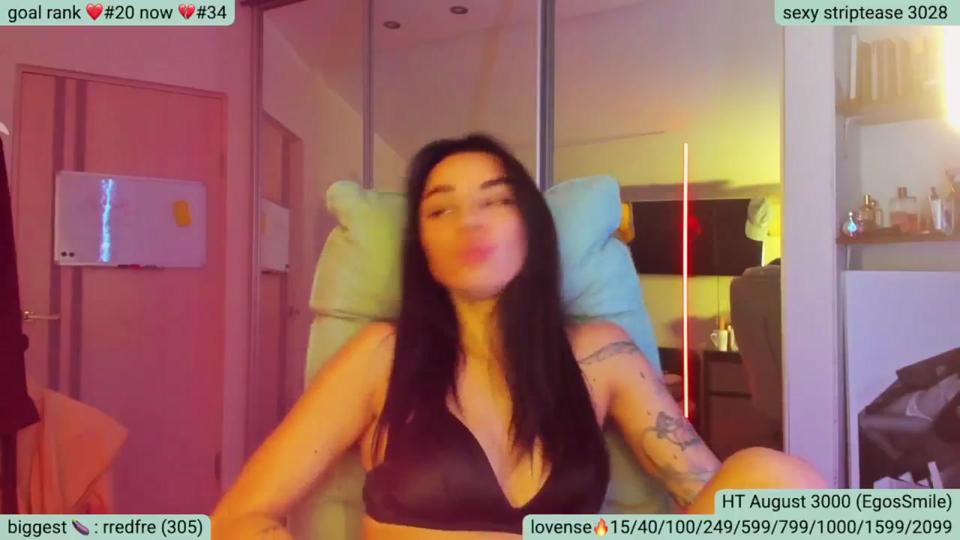 Gallery image thumbnail from BDayYaga's myfreecams stream on, 08/18/2025, 02:50 image 17 of 20