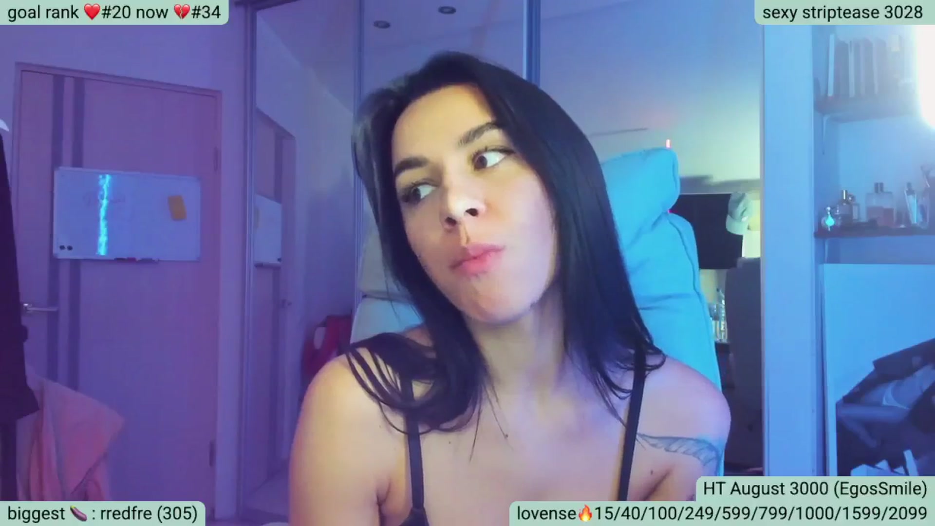 Gallery image thumbnail from BDayYaga's myfreecams stream on, 08/18/2025, 02:50 image 15 of 20