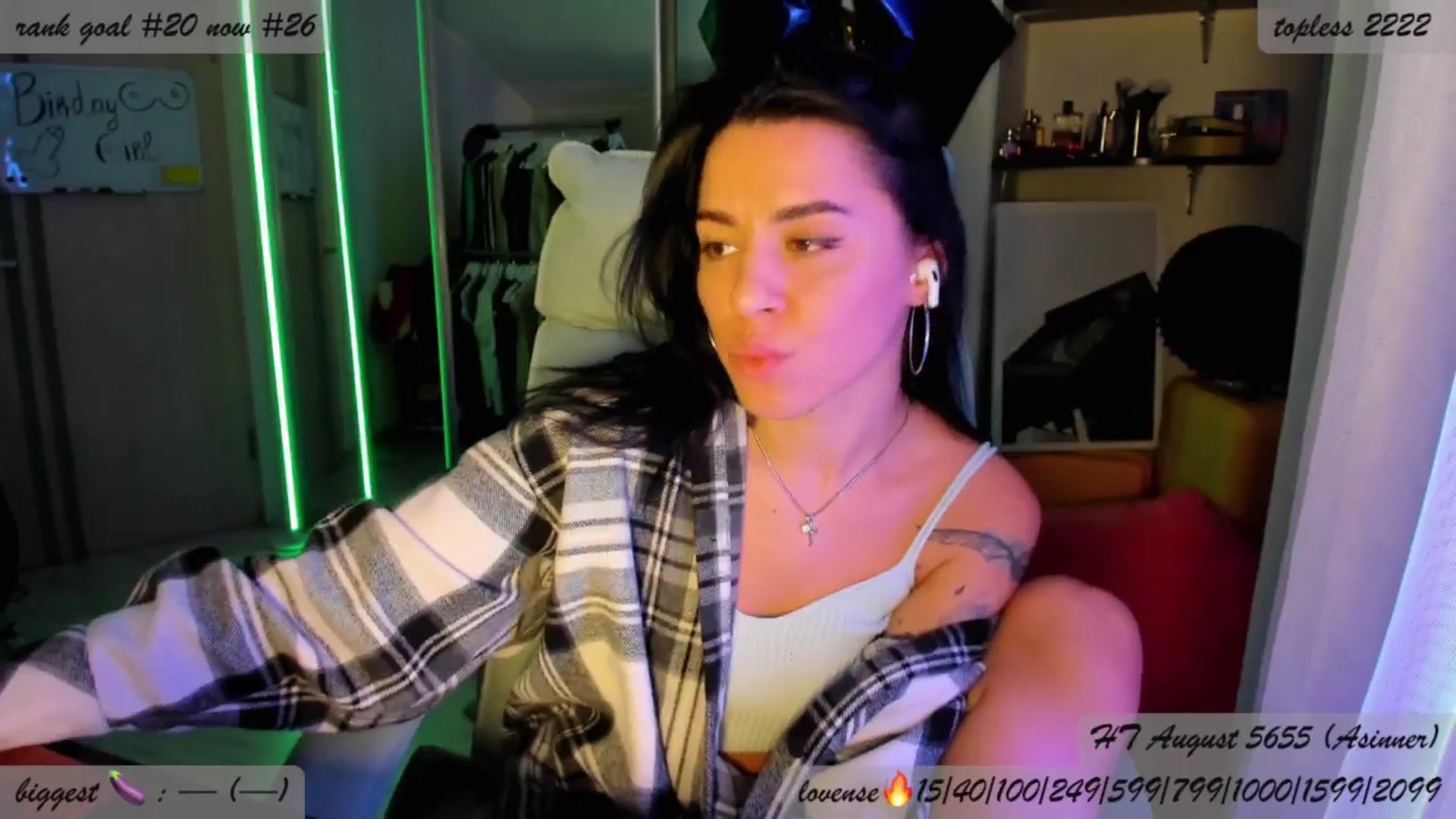 Gallery image thumbnail from BDayYaga's myfreecams stream on, 08/30/2025, 24:46 image 2 of 20