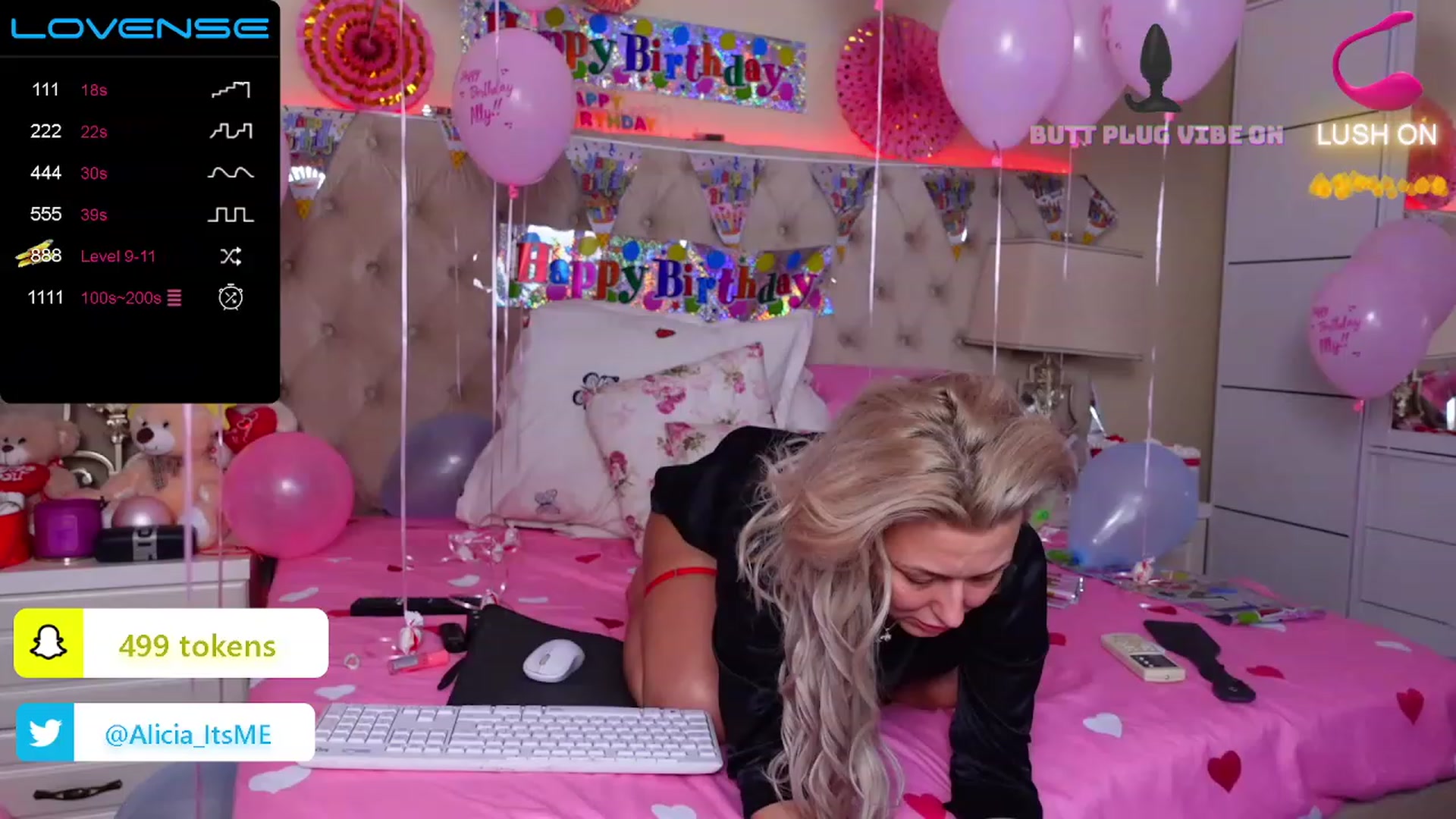 Gallery image thumbnail from BDay_Ally's myfreecams stream on, 03/12/2023, 12:08 image 16 of 20