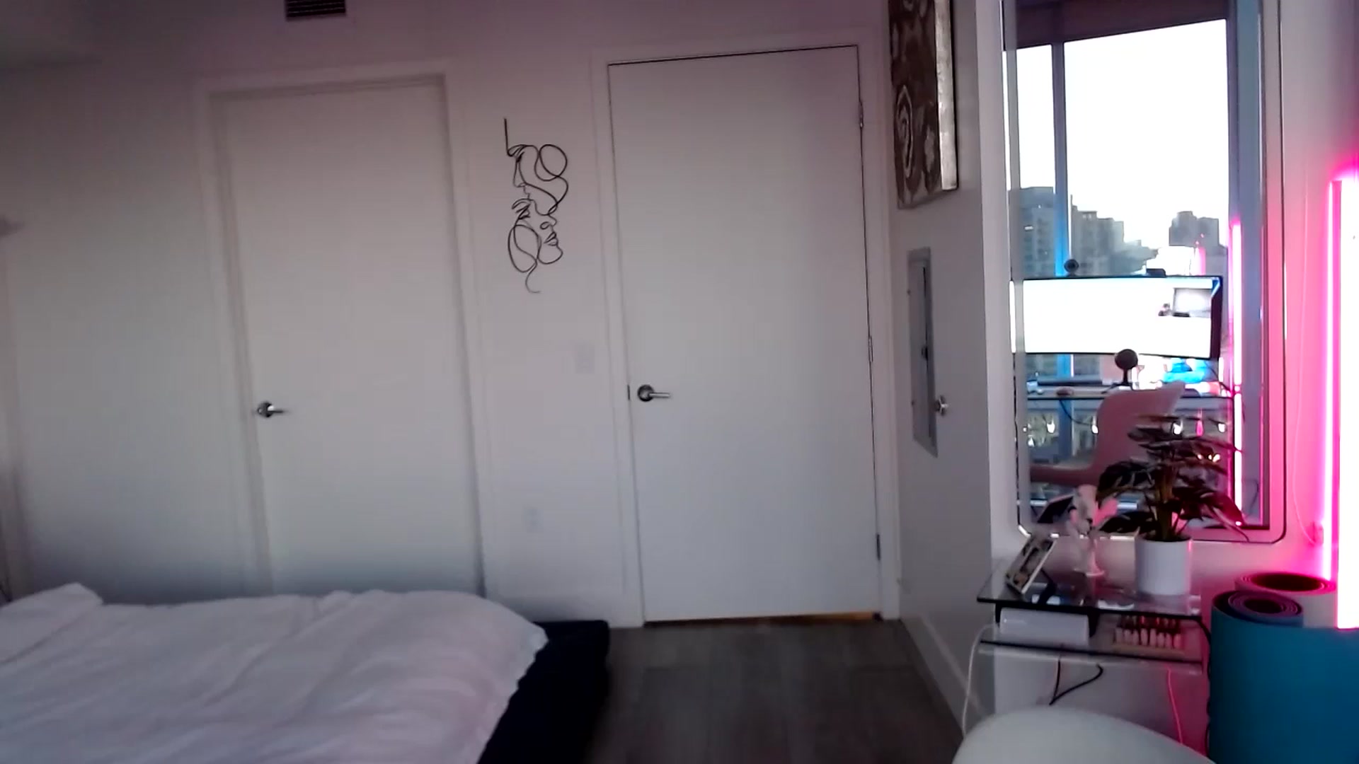 Gallery image thumbnail from BDay_Minnie's myfreecams stream on, 09/05/2023, 02:48 image 10 of 20