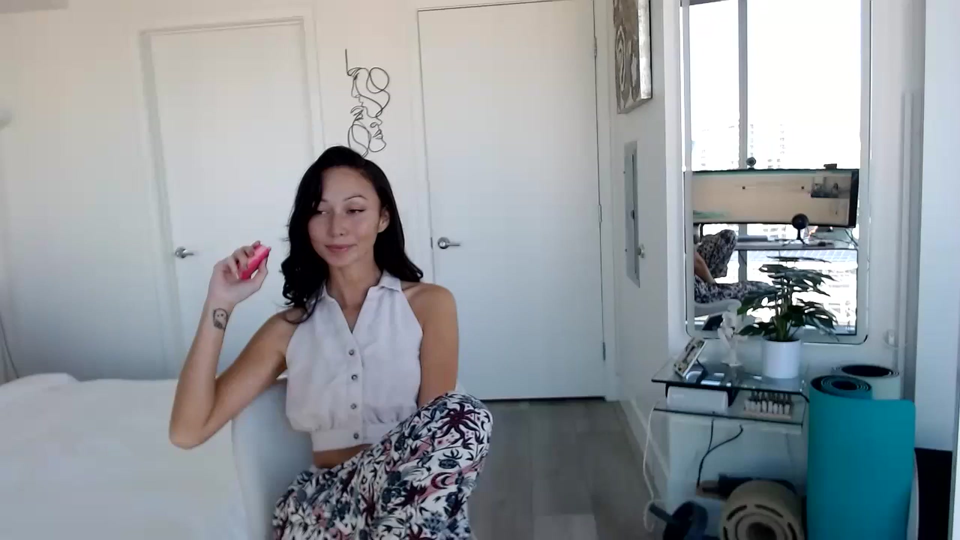 Gallery image thumbnail from BDay_Minnie's myfreecams stream on, 09/06/2023, 18:08 image 8 of 20