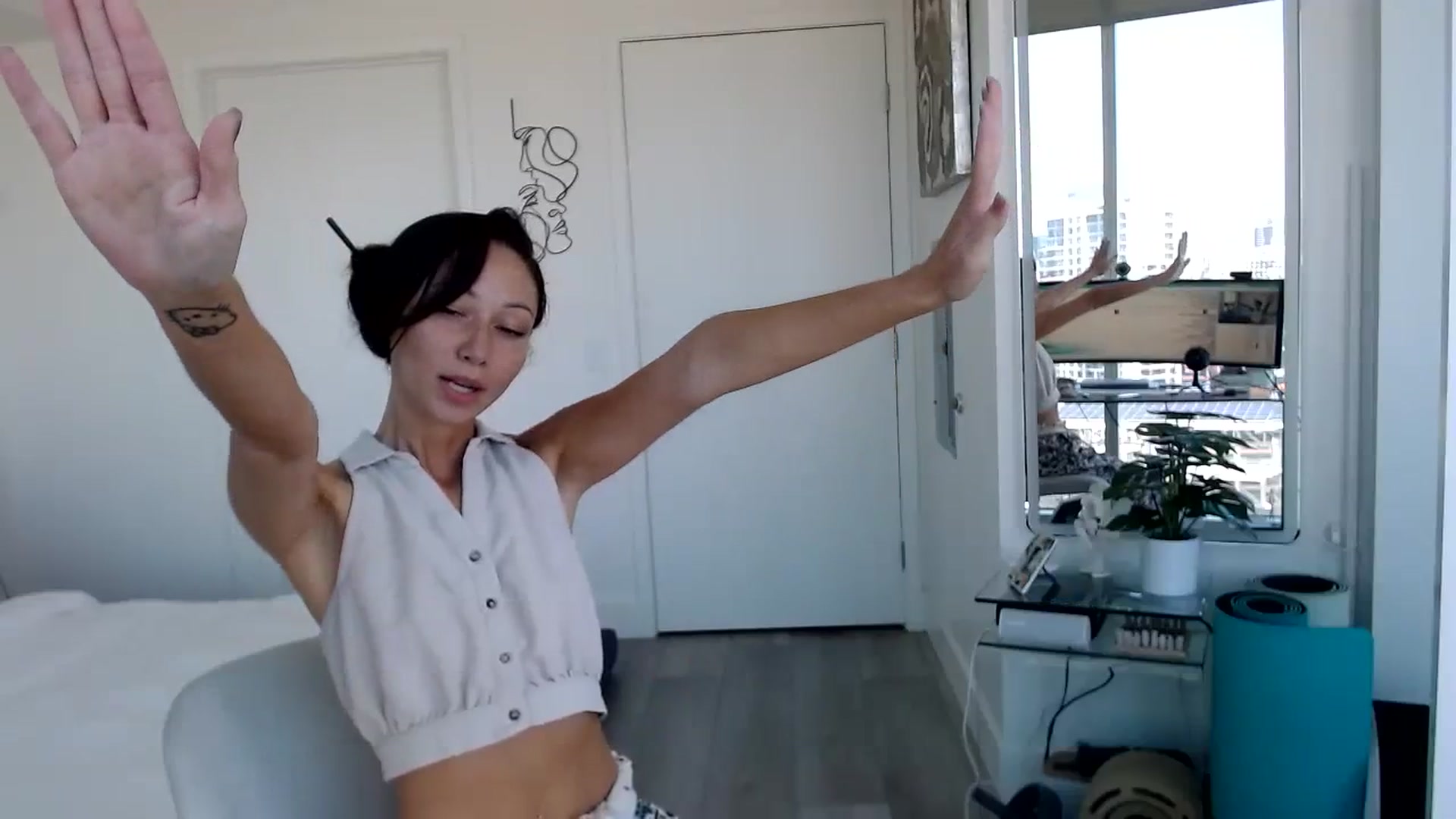 Gallery image thumbnail from BDay_Minnie's myfreecams stream on, 09/06/2023, 19:46 image 13 of 20