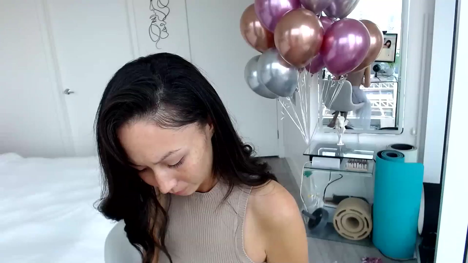 Gallery image thumbnail from BDay_Minnie's myfreecams stream on, 09/11/2023, 21:01 image 14 of 20