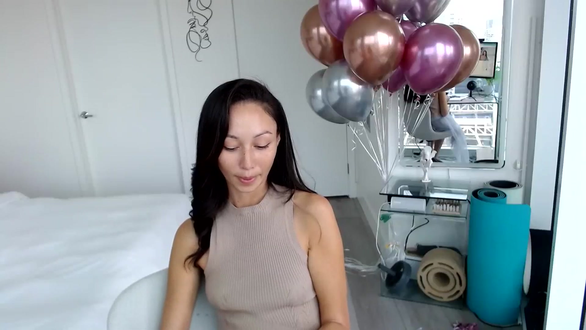 Gallery image thumbnail from BDay_Minnie's myfreecams stream on, 09/11/2023, 21:01 image 13 of 20