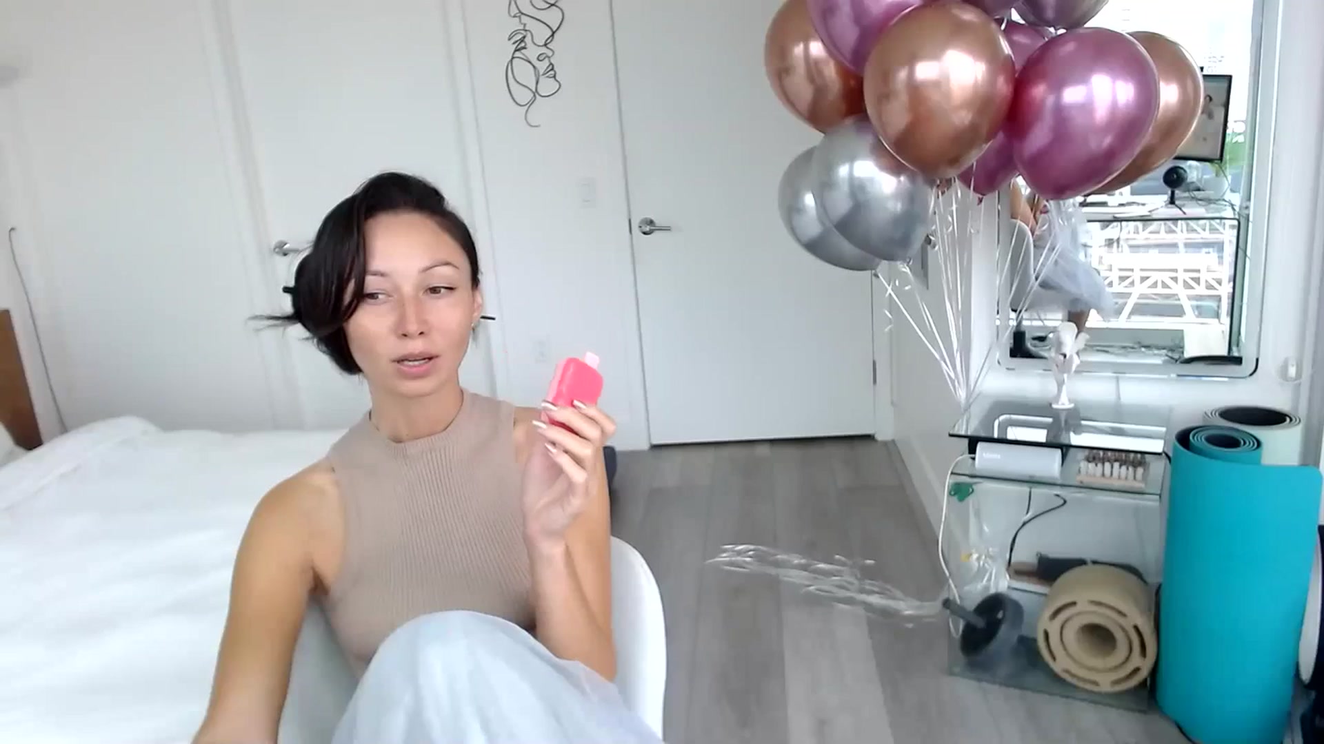 Gallery image thumbnail from BDay_Minnie's myfreecams stream on, 09/11/2023, 21:01 image 3 of 20
