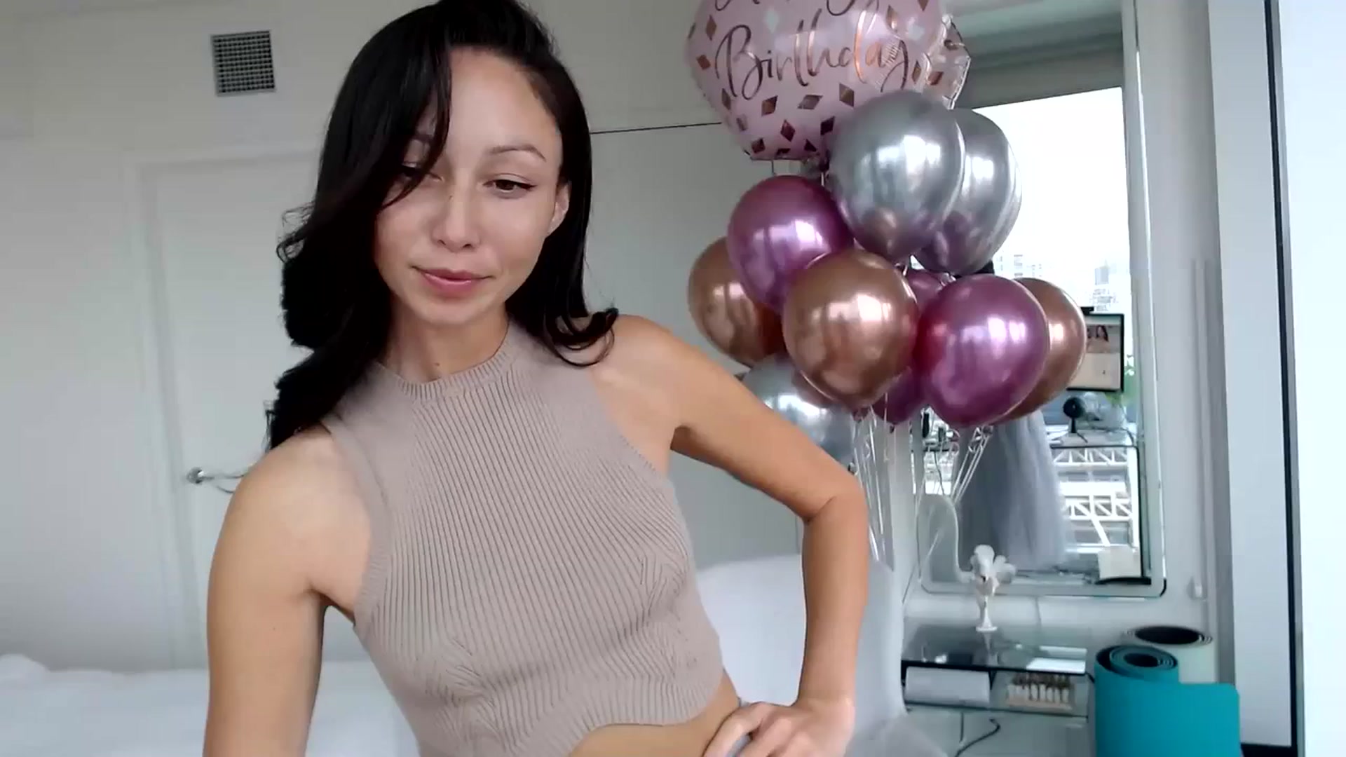 Gallery image thumbnail from BDay_Minnie's myfreecams stream on, 09/11/2023, 21:01 image 18 of 20