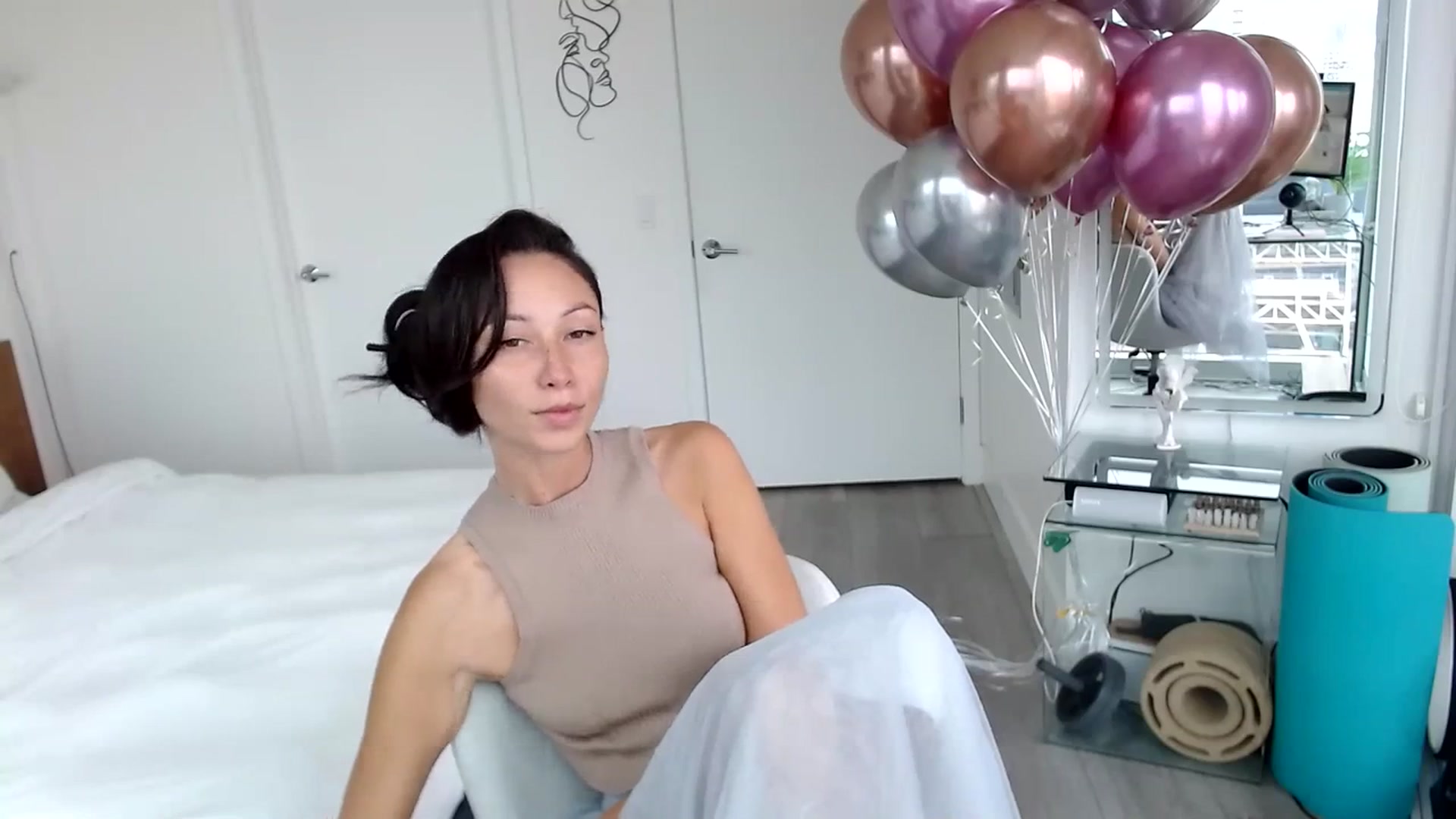 Gallery image thumbnail from BDay_Minnie's myfreecams stream on, 09/11/2023, 21:01 image 4 of 20