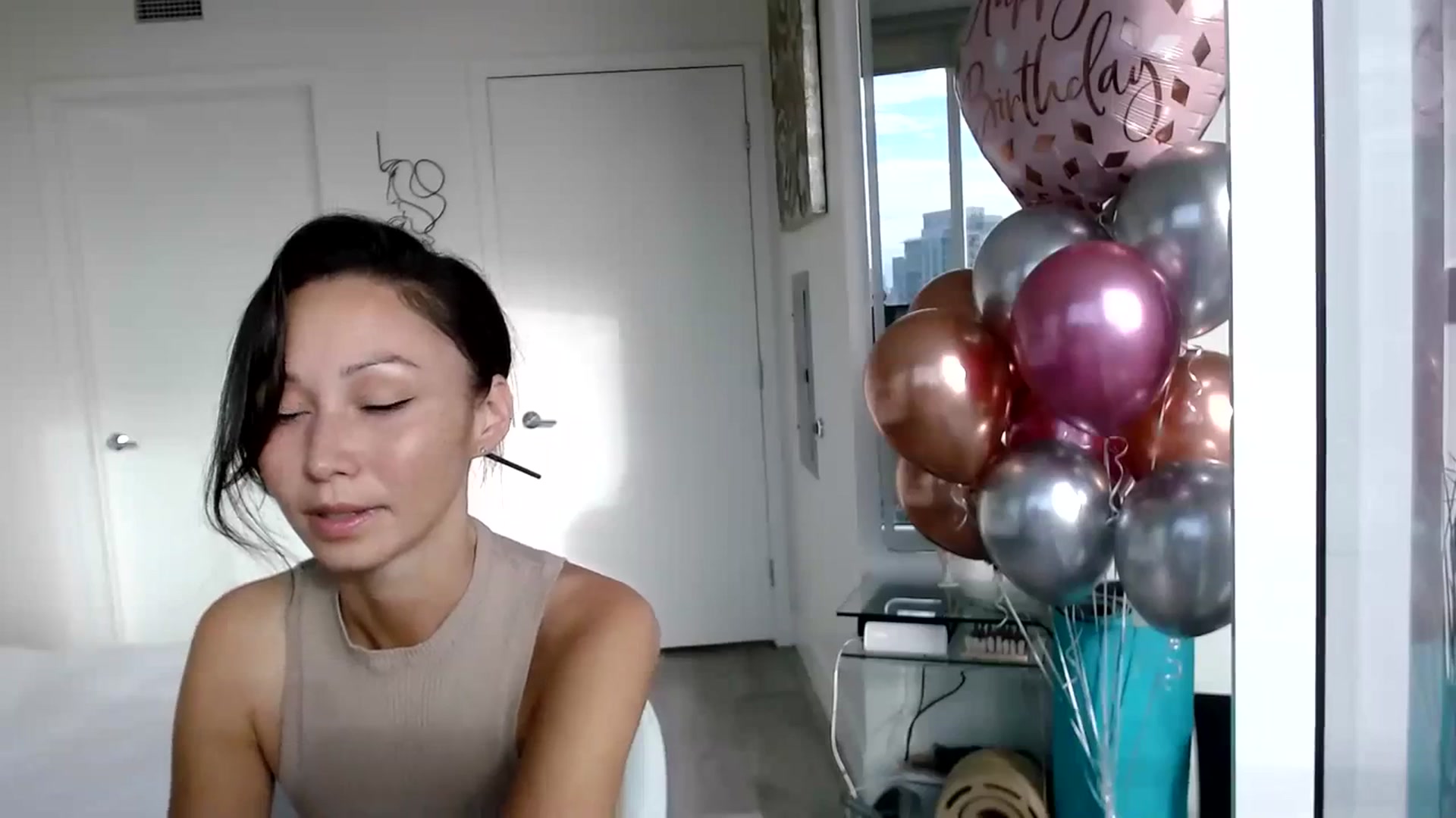 Gallery image thumbnail from BDay_Minnie's myfreecams stream on, 09/12/2023, 01:24 image 5 of 20