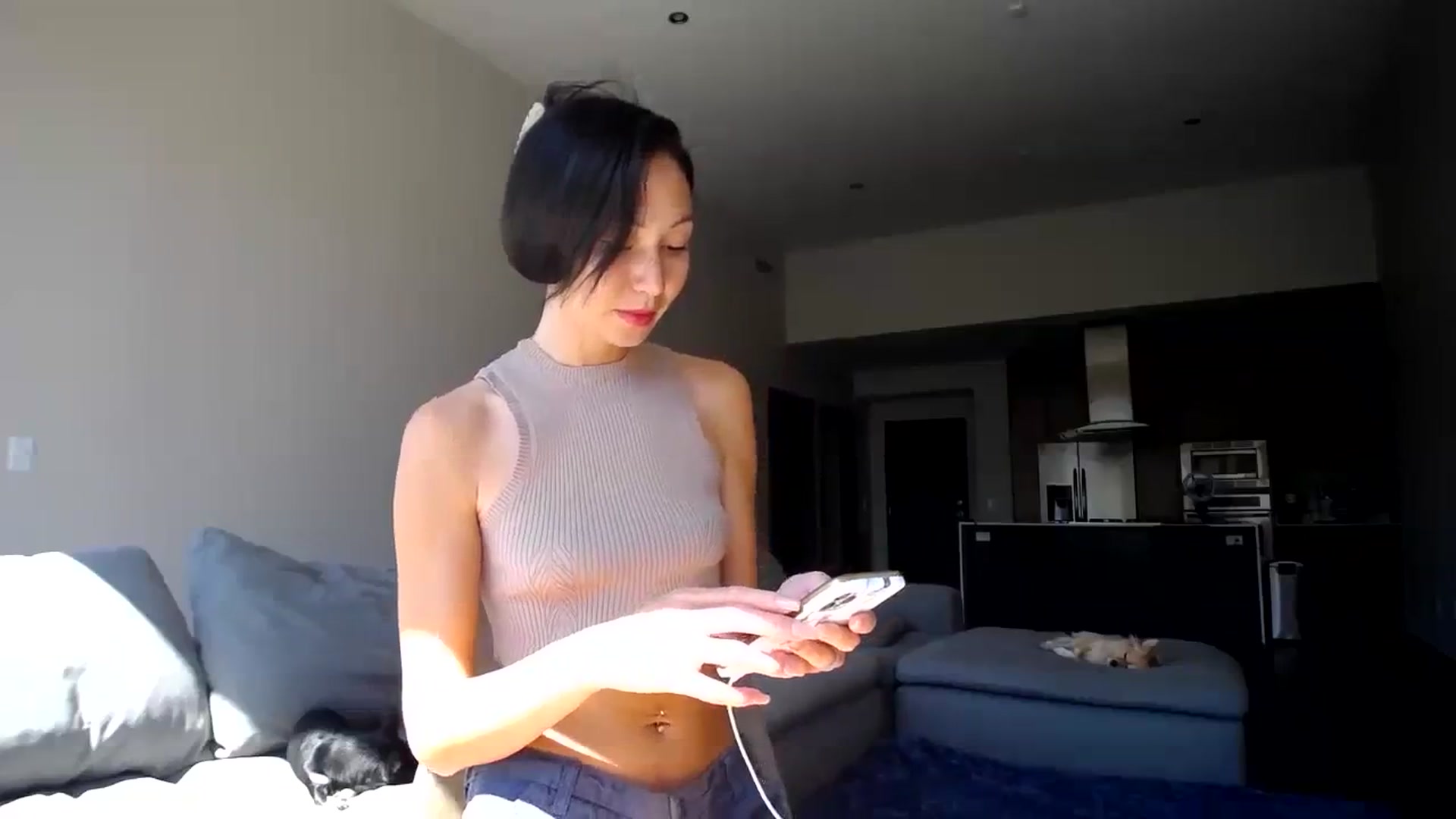Gallery image thumbnail from BDay_Minnie's myfreecams stream on, 09/25/2023, 19:49 image 18 of 20